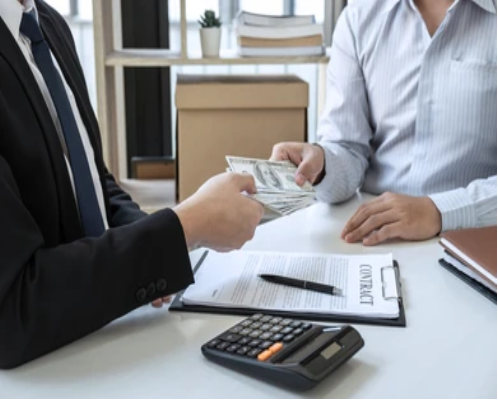 Retail money-changing illustration